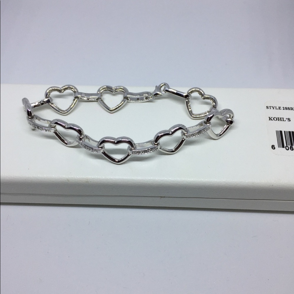 Brand new diamond heart bracelet